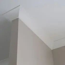 Plasterboard wall, cornice and ceiling