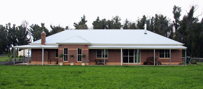 Winners of a Paal kit home in a free lottery for people who lost their houses in the Victorian bushfires, have moved into their new home.